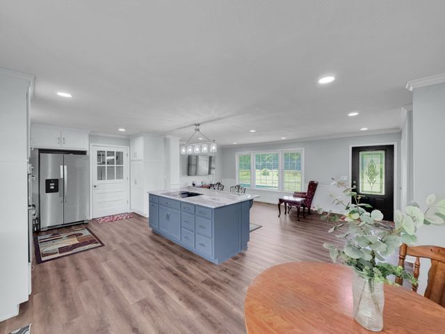 1358 Dry Branch Rd, Dixon Springs, TN 37057