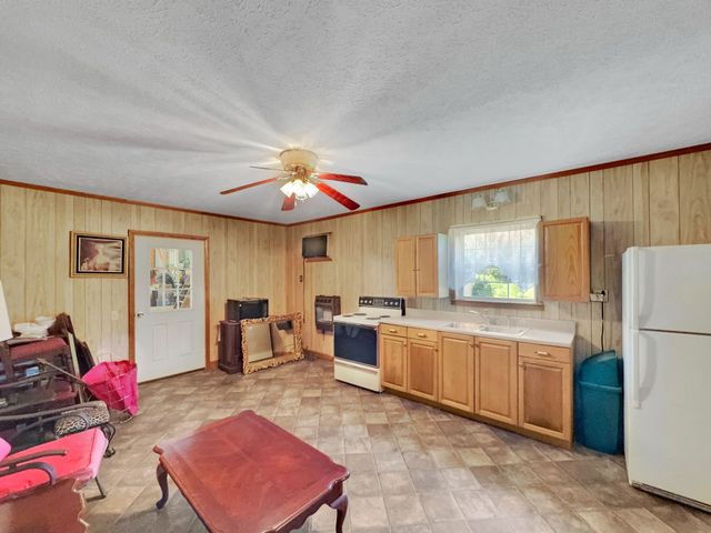 1358 Dry Branch Rd, Dixon Springs, TN 37057