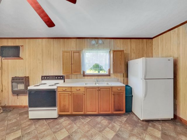 1358 Dry Branch Rd, Dixon Springs, TN 37057