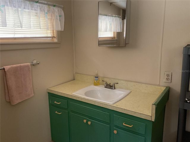24642 NE 177TH TERRACE, Fort Mc Coy, FL 32134