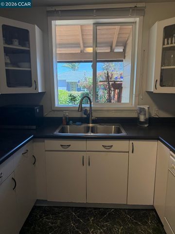 2501 MacArthur Ave, San Pablo, CA 94806