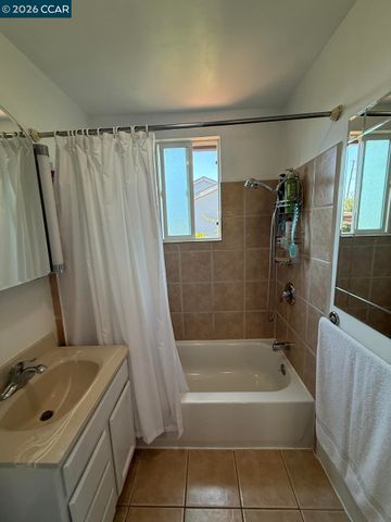 2501 MacArthur Ave, San Pablo, CA 94806