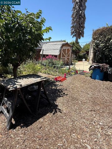 2501 MacArthur Ave, San Pablo, CA 94806