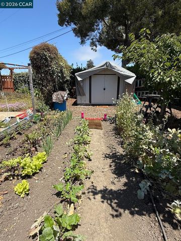 2501 MacArthur Ave, San Pablo, CA 94806