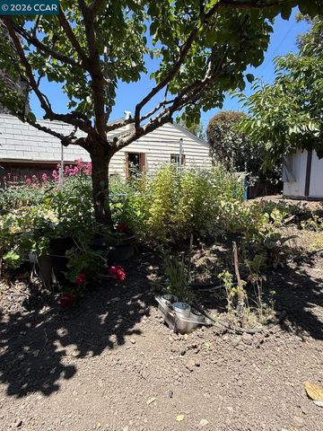 2501 MacArthur Ave, San Pablo, CA 94806