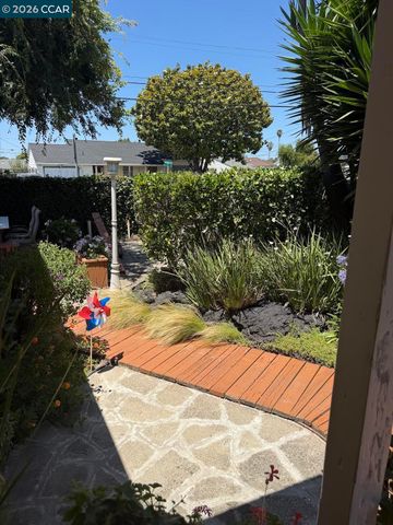 2501 MacArthur Ave, San Pablo, CA 94806