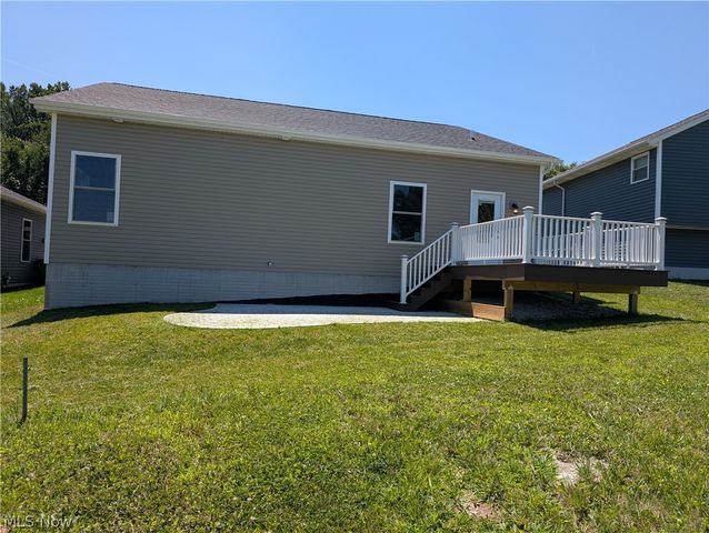 385 Thorn Way, Doylestown, OH 44230