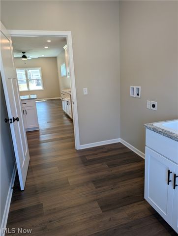 385 Thorn Way, Doylestown, OH 44230