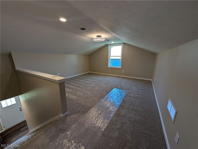 385 Thorn Way, Doylestown, OH 44230