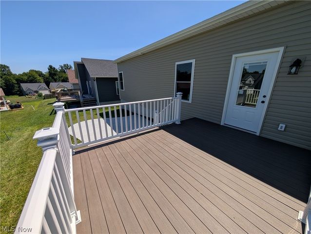385 Thorn Way, Doylestown, OH 44230