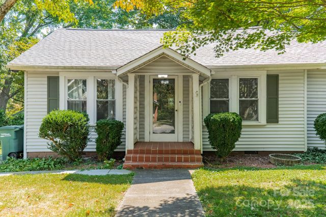 316 E Church Street, Troutman, NC 28166