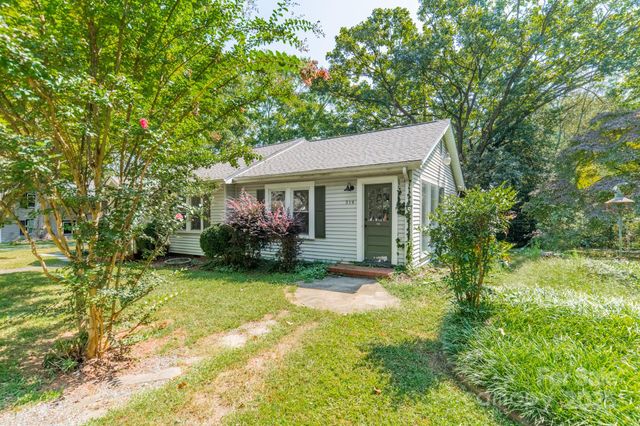316 E Church Street, Troutman, NC 28166