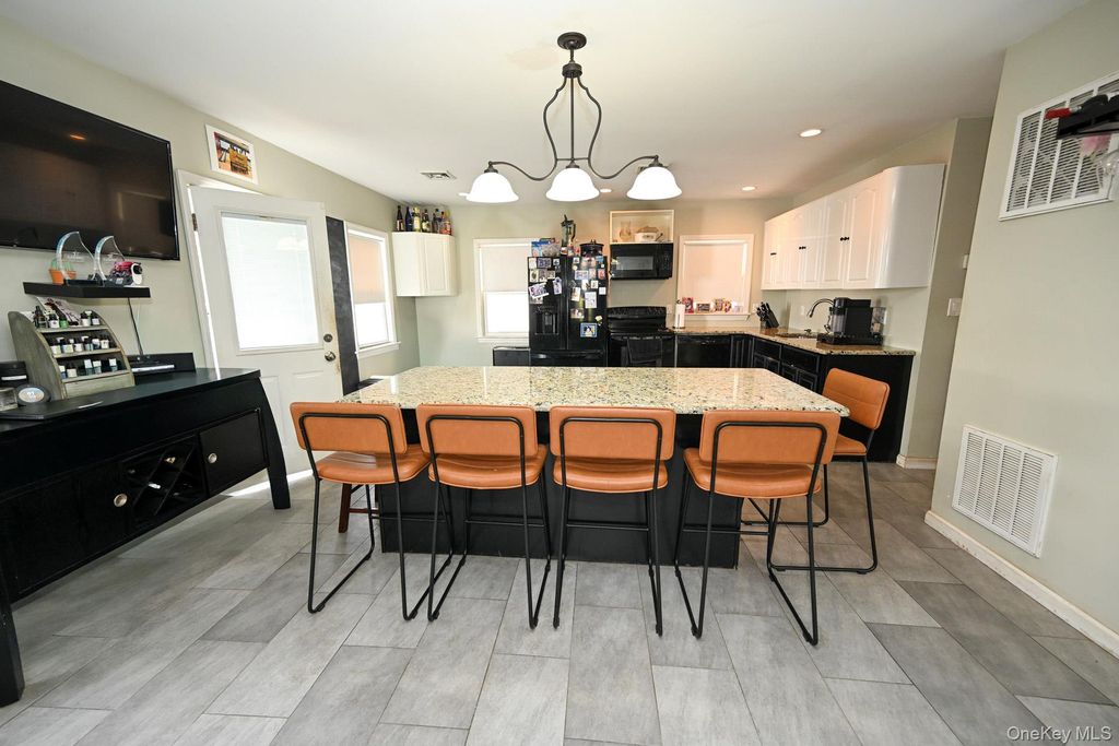 151 Nassau Boulevard, West Hempstead, NY 11552 — photo 2