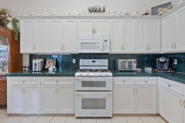 2920 Aspen Glow Lane, Redding, CA 96001