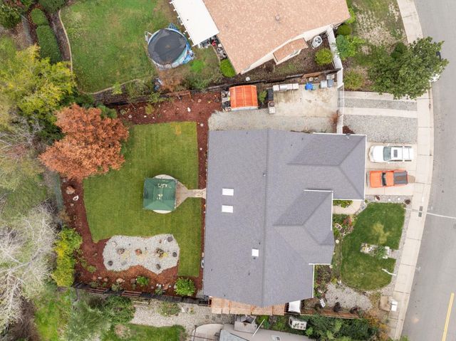 2920 Aspen Glow Lane, Redding, CA 96001