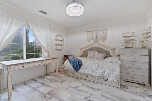 2920 Aspen Glow Lane, Redding, CA 96001