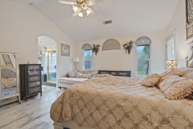 2920 Aspen Glow Lane, Redding, CA 96001