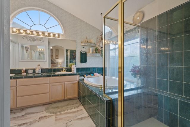 2920 Aspen Glow Lane, Redding, CA 96001