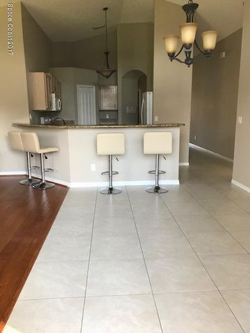 934 Shaw Circle, Melbourne, FL 32940