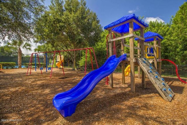 934 Shaw Circle, Melbourne, FL 32940