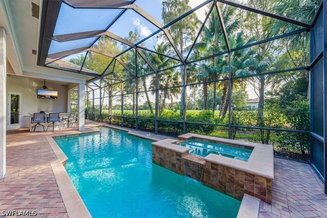 3124 Strada Bella CT, Naples, FL 34119