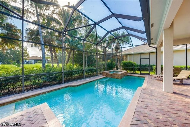 3124 Strada Bella CT, Naples, FL 34119
