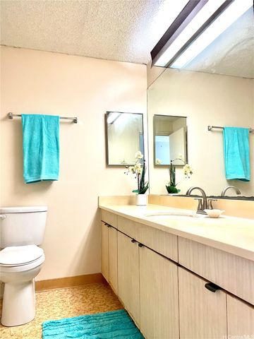 647 Kunawai Lane A308, Honolulu, HI 96817