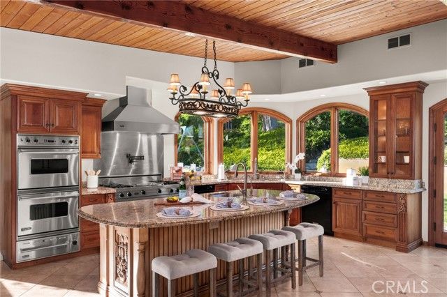 10845 N Meads, Orange, CA 92869