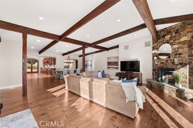 10845 N Meads, Orange, CA 92869