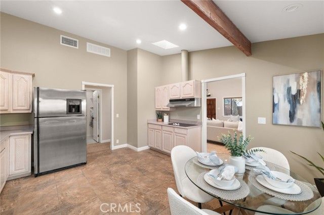 10845 N Meads, Orange, CA 92869