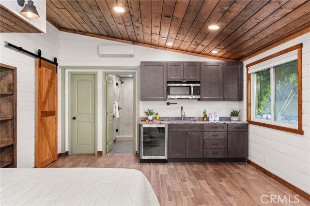 10845 N Meads, Orange, CA 92869