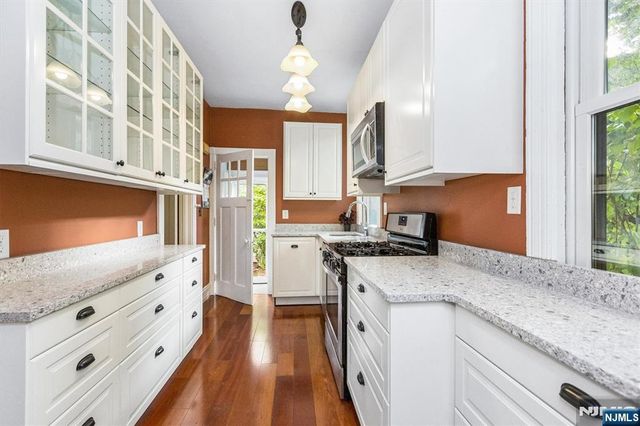145 Watchung Avenue, Montclair, NJ 07043