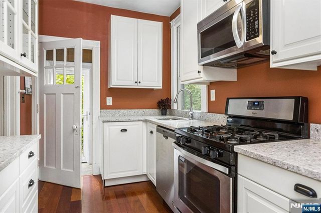 145 Watchung Avenue, Montclair, NJ 07043