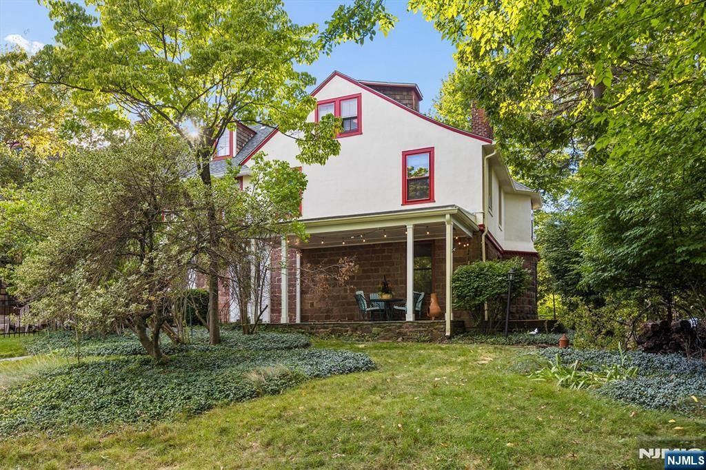 145 Watchung Avenue, Montclair, NJ 07043