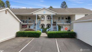 20617 28th Avenue W #D7, Lynnwood, WA 98036