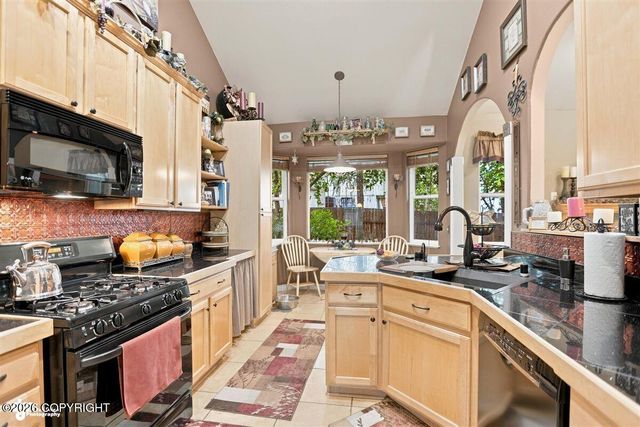 10555 Chain of Rock Street, Eagle River, AK 99577