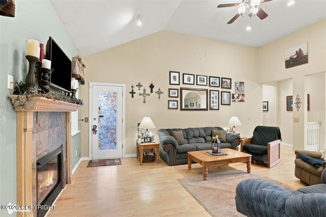 10555 Chain of Rock Street, Eagle River, AK 99577
