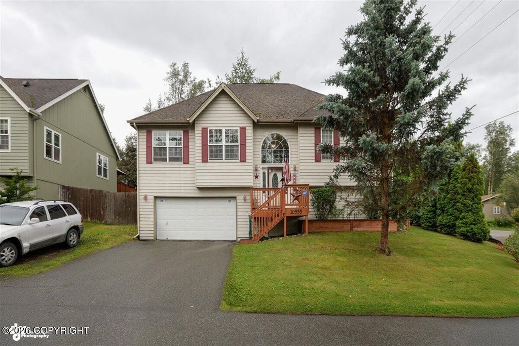 10555 Chain of Rock Street, Eagle River, AK 99577