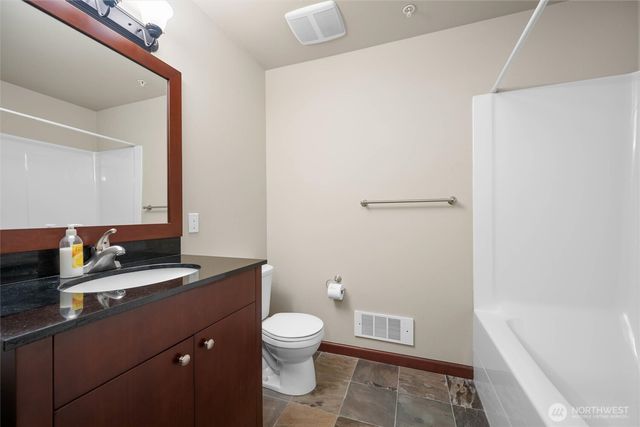 259 W Bakerview #304, Bellingham, WA 98226