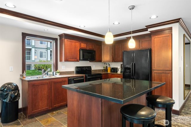 259 W Bakerview #304, Bellingham, WA 98226