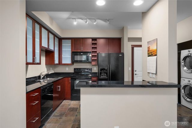 259 W Bakerview #304, Bellingham, WA 98226