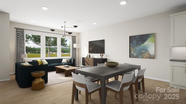 8422 Discovery Lane, Charlotte, NC 28216