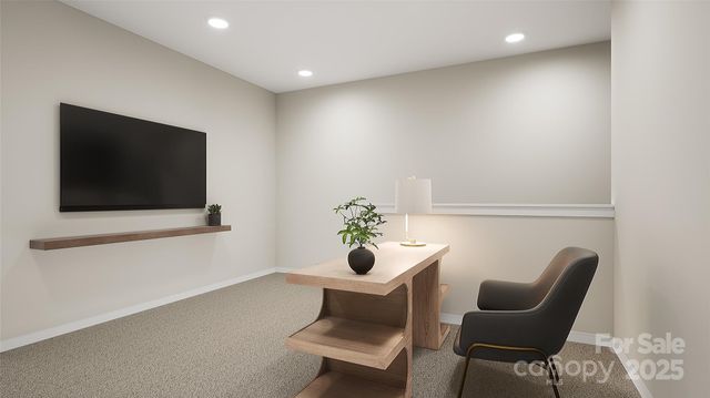 8422 Discovery Lane, Charlotte, NC 28216