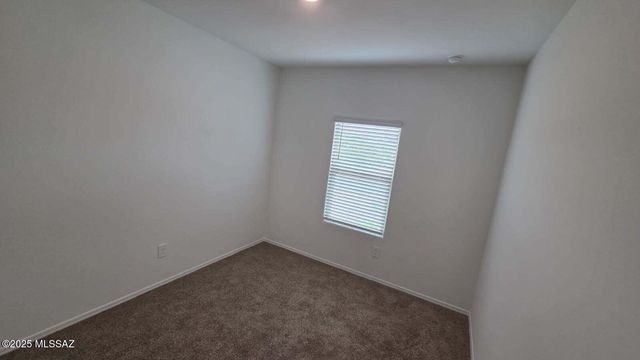 1092 S Nisbet Place, Vail, AZ 85641