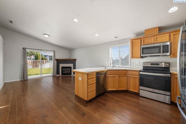 4115 Minorca Ln, Pasco, WA 99301