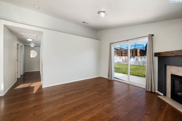 4115 Minorca Ln, Pasco, WA 99301