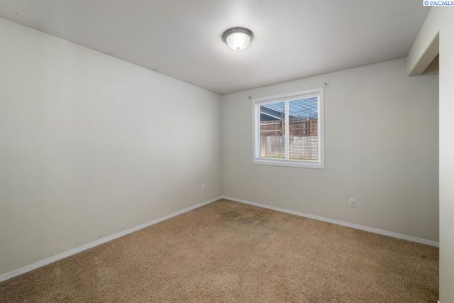 4115 Minorca Ln, Pasco, WA 99301