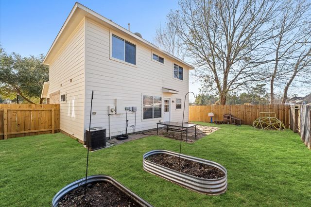 7218 Cool Springs Court, Magnolia, TX 77354