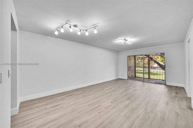 1200 SW 124th 207O, Pembroke Pines, FL 33027