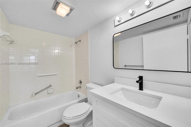 1200 SW 124th 207O, Pembroke Pines, FL 33027